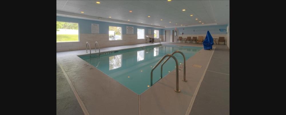 Holiday Inn Express Hartford-Newington by IHG